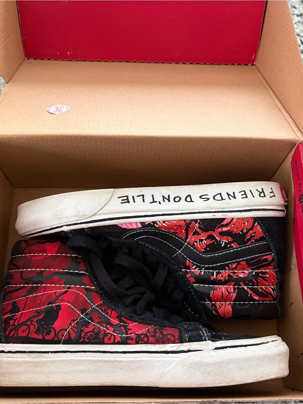 Vans x Stranger Things High-Top Sk8- Hi Sneakers